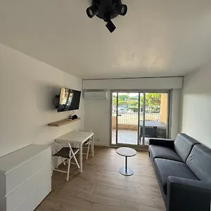 Super Sur Le Port De Appartement Hyères